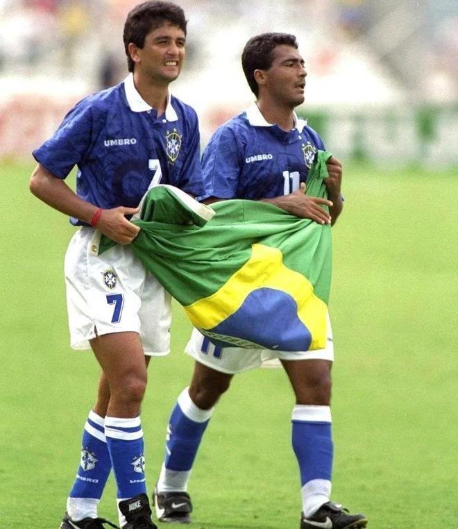 他的退出现 他的退出现